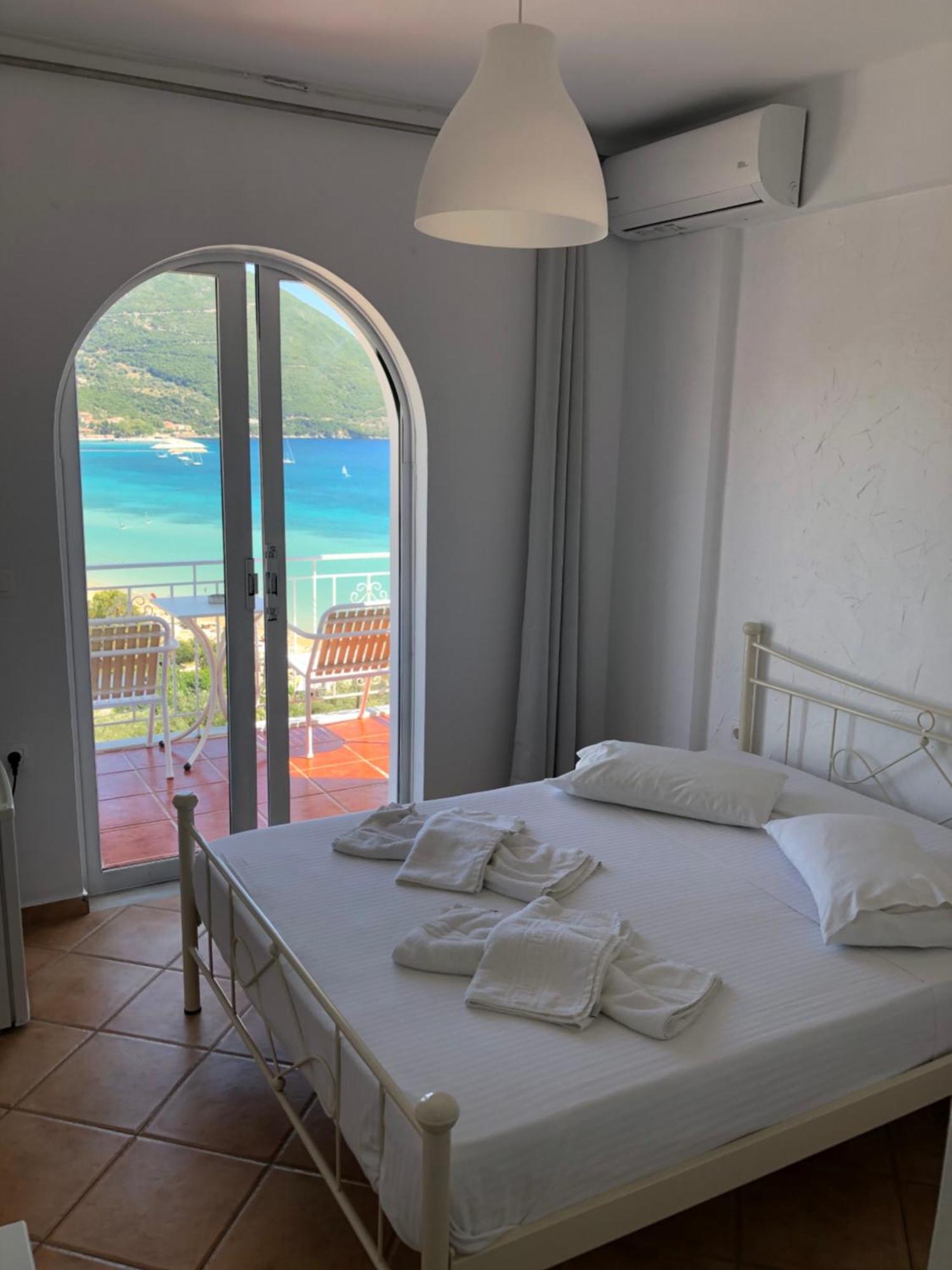 Seaview Rooms Vasiliki  Room photo